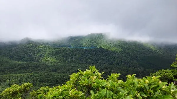 甑岳