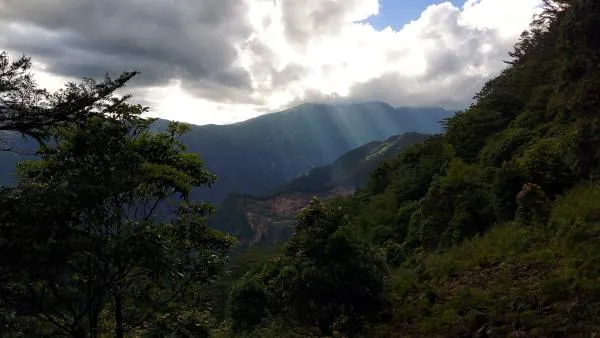 石堂山